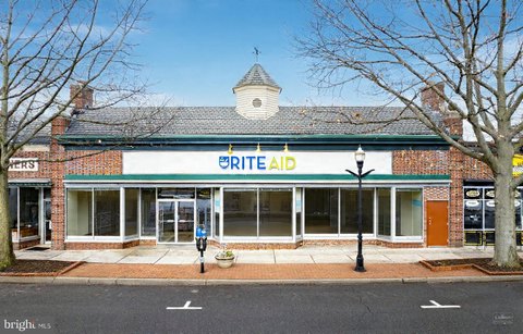 Prime Retail Space on Main