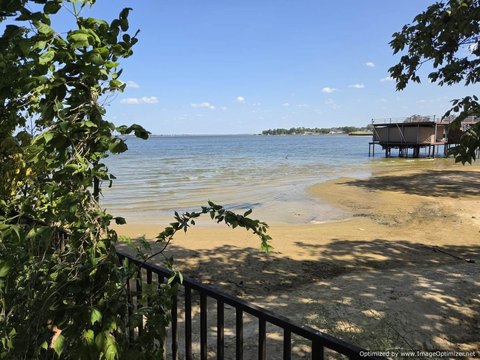 LAND - Trinidad, TX