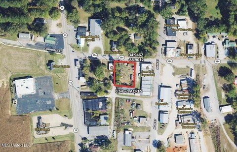 Commercial Lot in Downtown Walnut