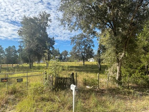 Land, MORRISTON, FL