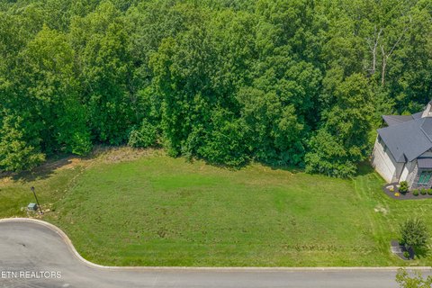 LAND - Louisville, TN