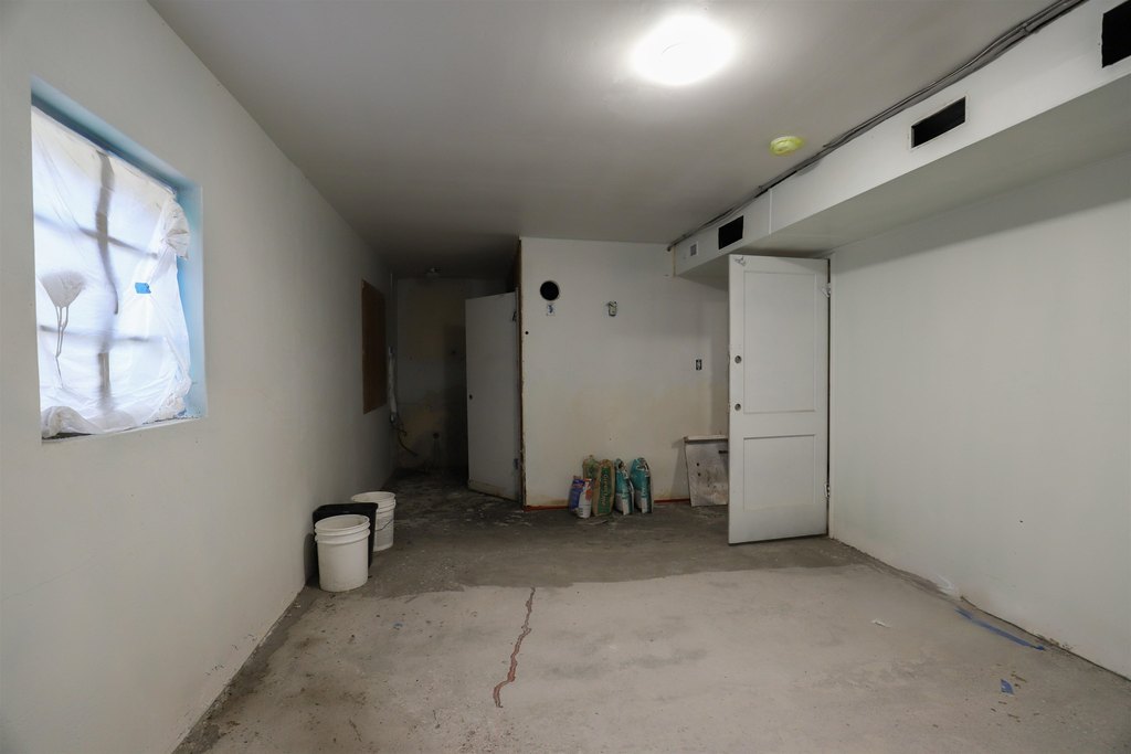 Picture 30