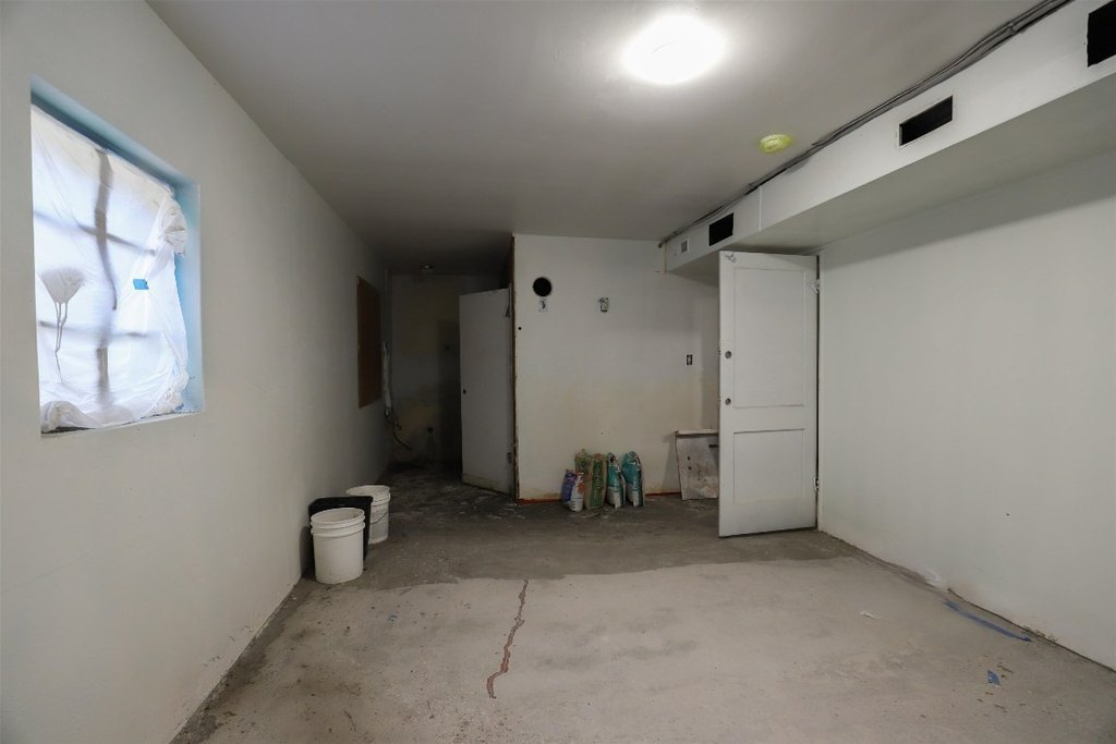 Picture 30