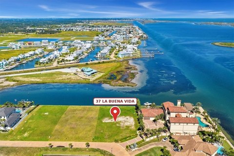 Land, Aransas Pass, TX