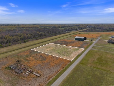 Runway Frontage Lot in Lonoke