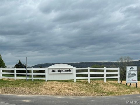LAND - Pacific, MO