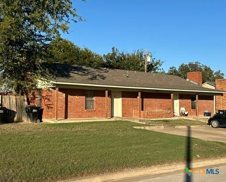 Duplex with 2024 Roof