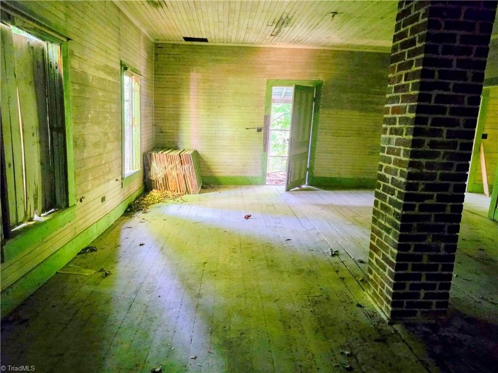 Picture 11