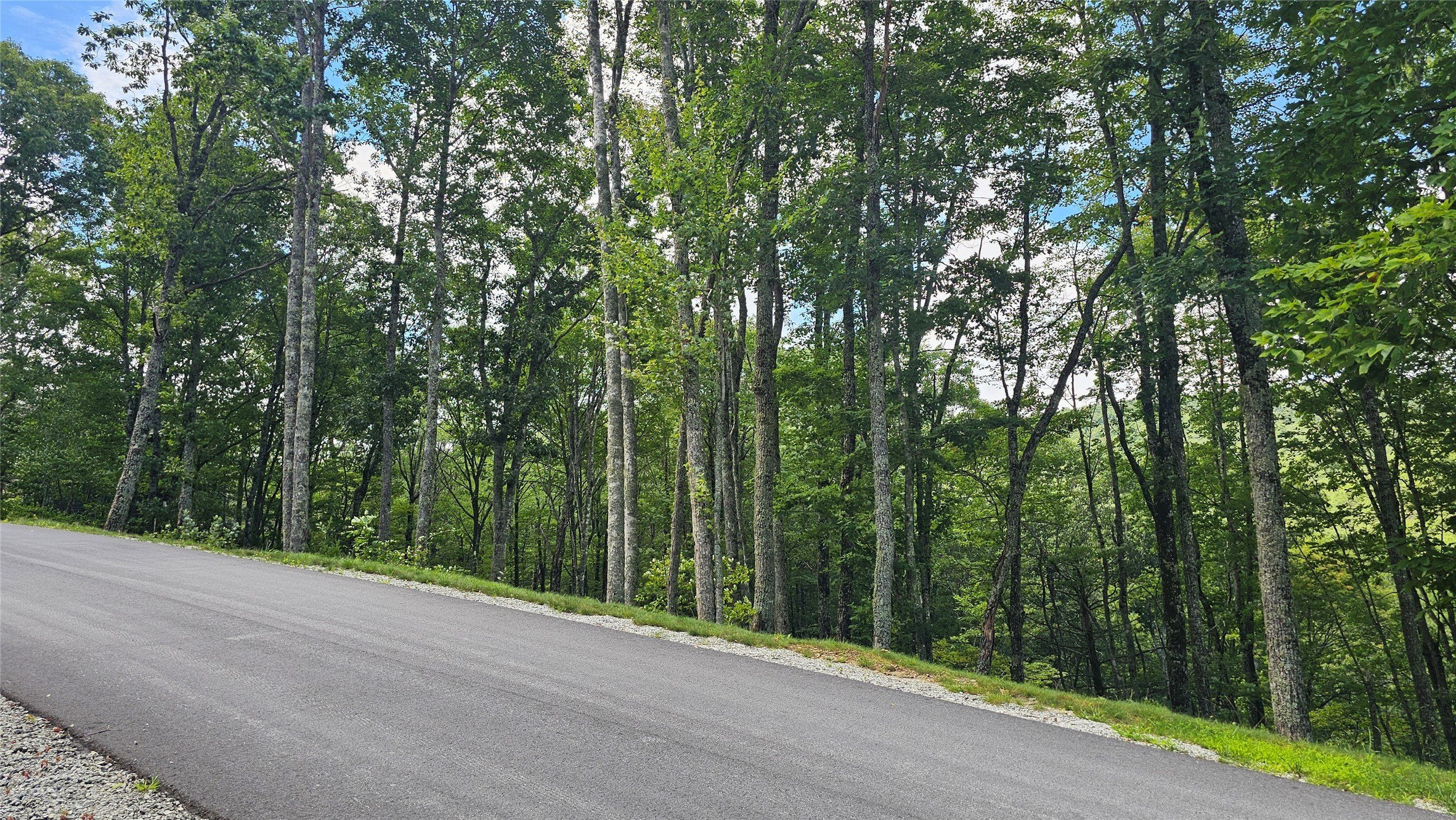 Glenville Land with Mountain Views