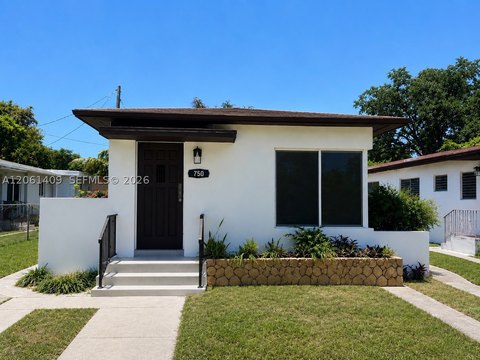 Remodeled Duplex with Separate Utilities