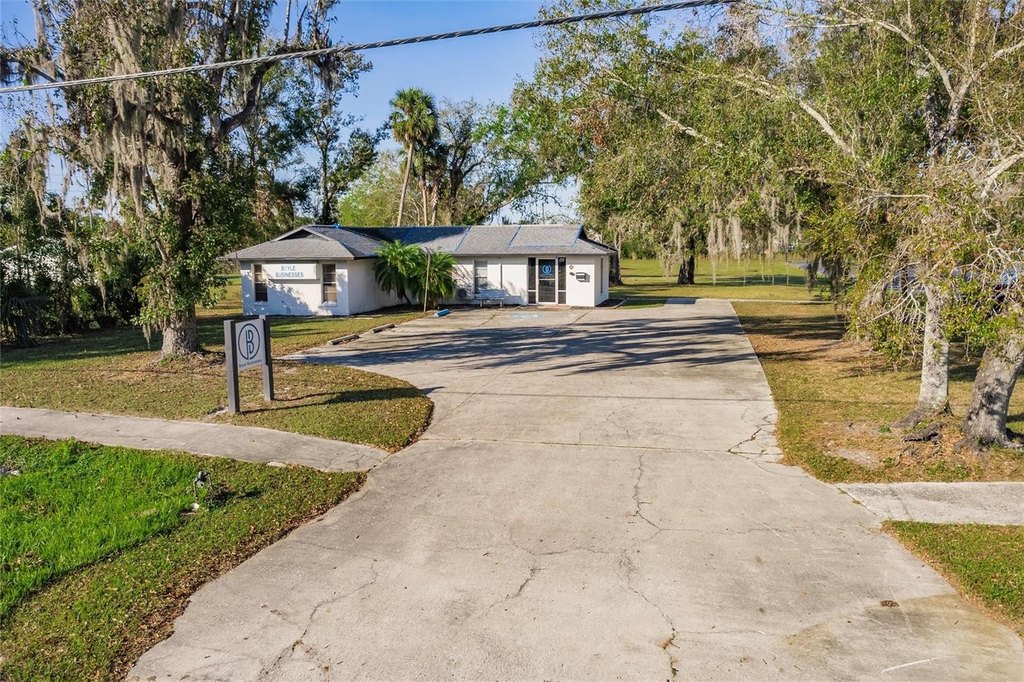 811 N Mills Ave, Arcadia, FL 34266