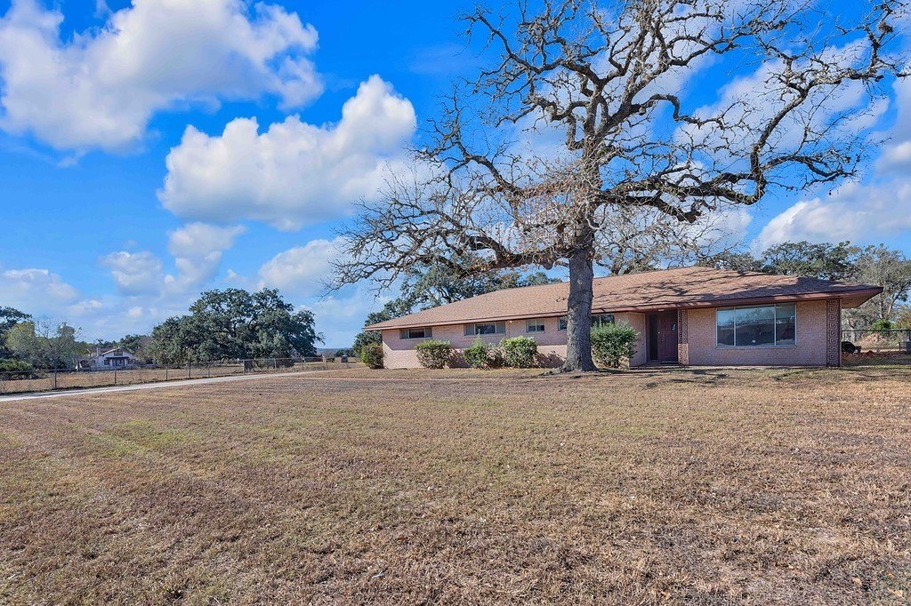 Highway Frontage Residential Farm-Ranch Property