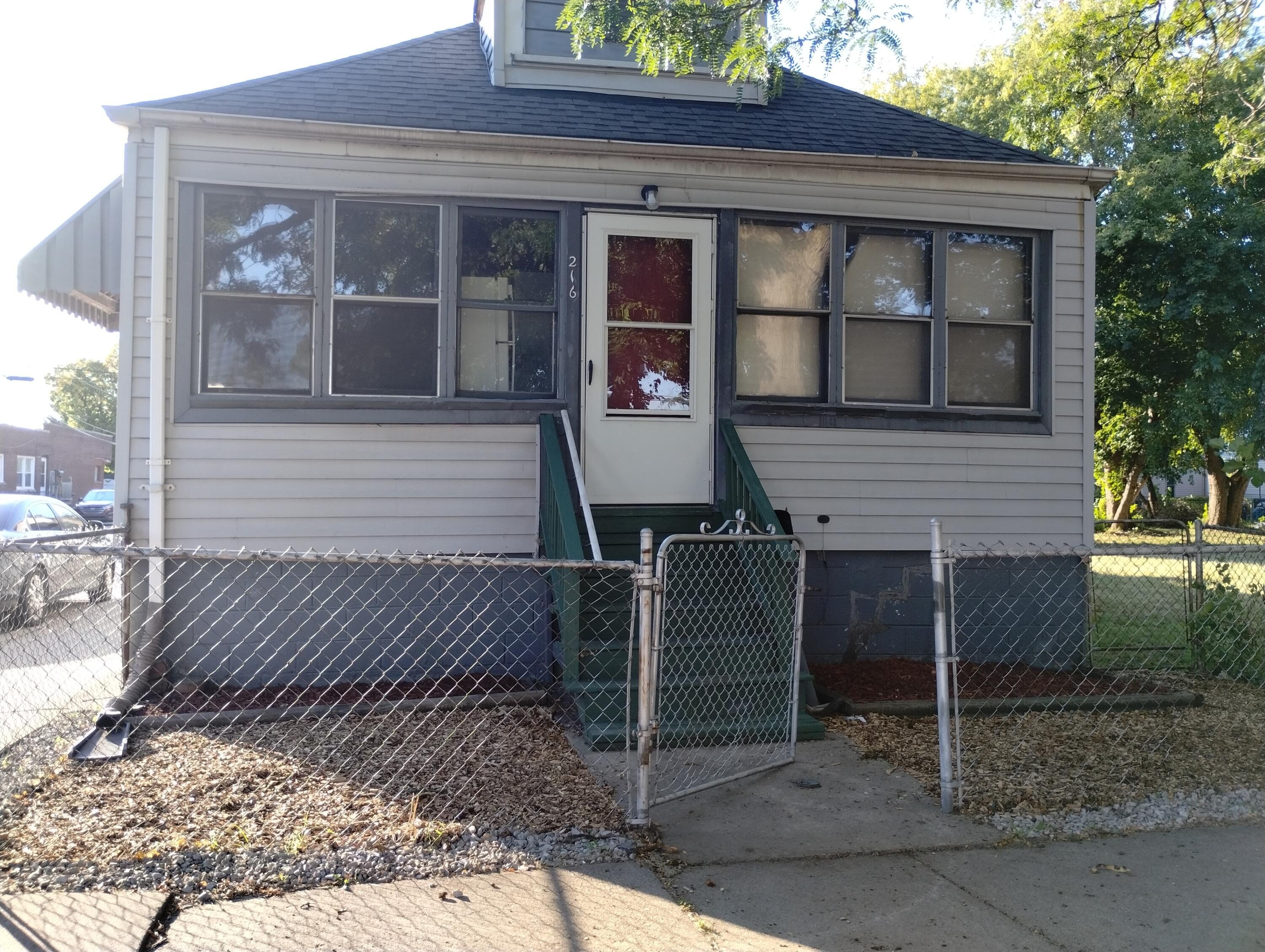 Updated Multifamily Property in River Rouge