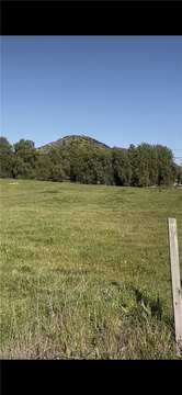 Buildable Lot in Established Neighborhood