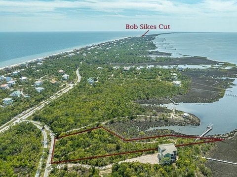 Apalachicola Bay Waterfront Parcel