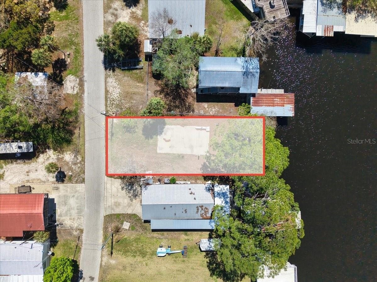 Waterfront Land in Suwannee, Florida