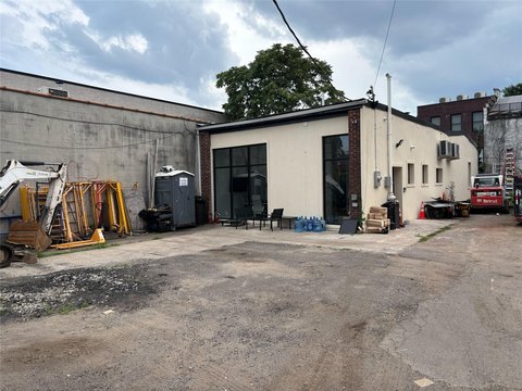 Commercial Lots in Middle Village