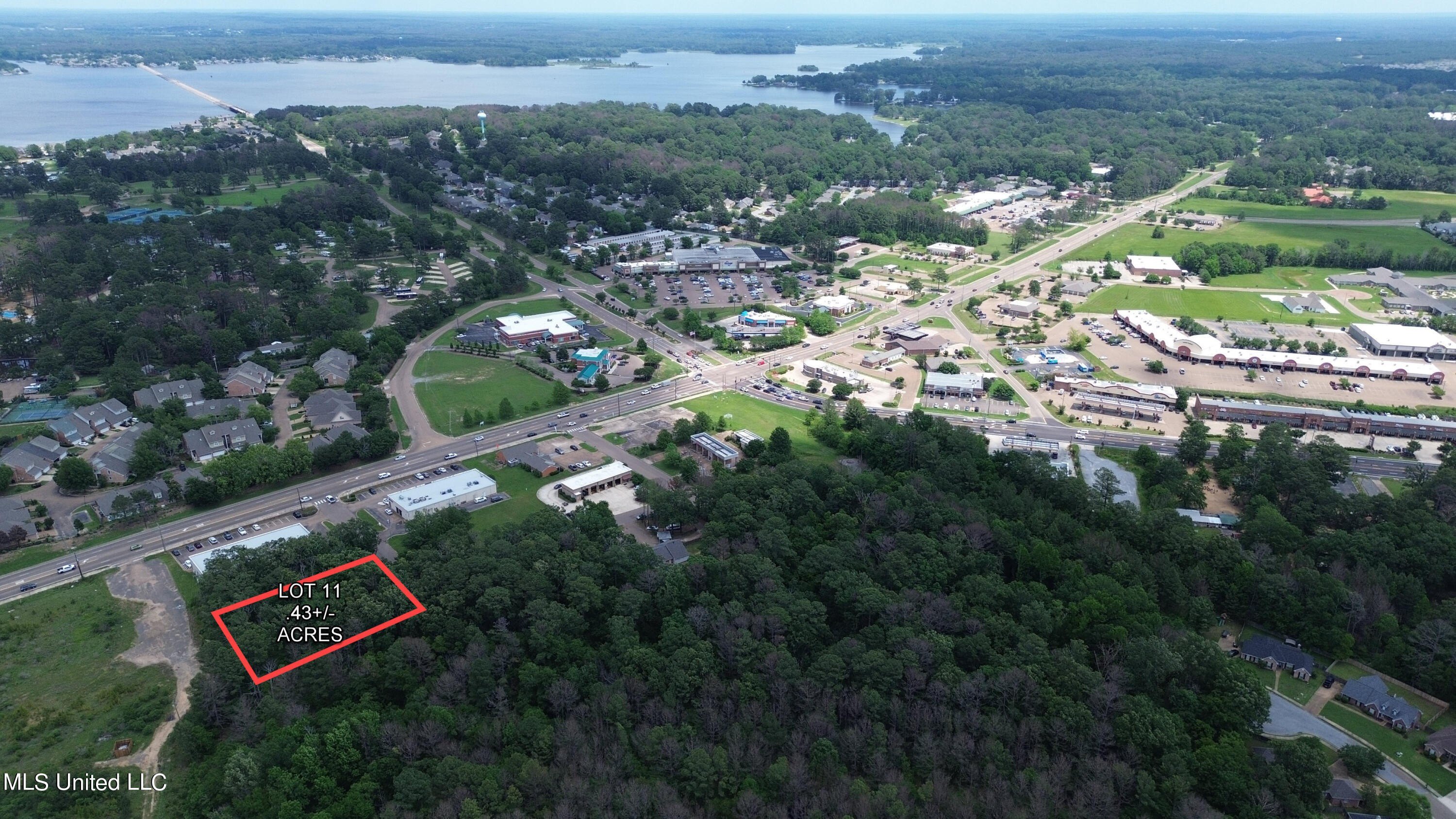 Commercial Lot in High-Traffic Area