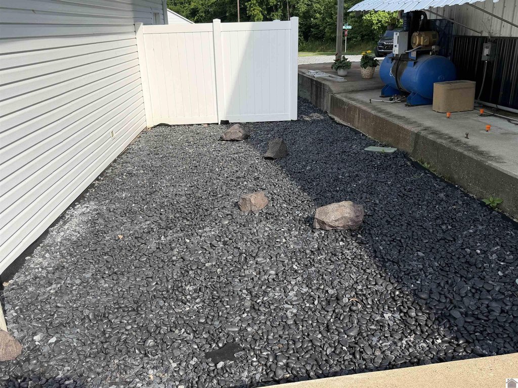 Picture 36