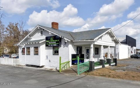 Johnson City Car Lot ForRent
