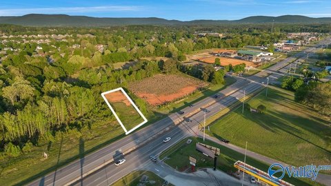 Commercial Lot in Growing Area