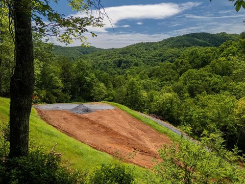 LAND - Sylva, NC