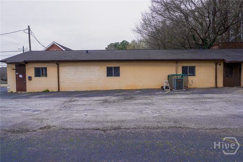 Freestanding General Business Building
