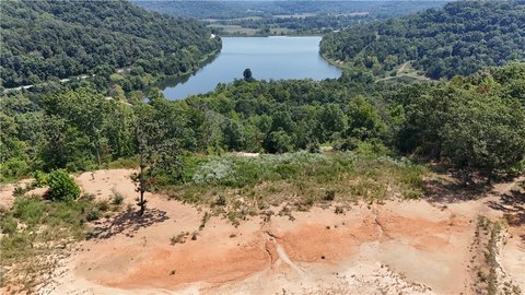 Land, Huntsville, AR
