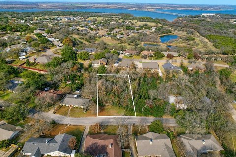 LAND - Woodway, TX