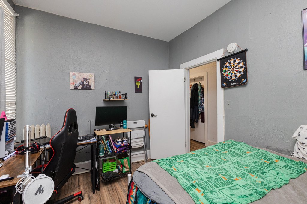 Picture 16