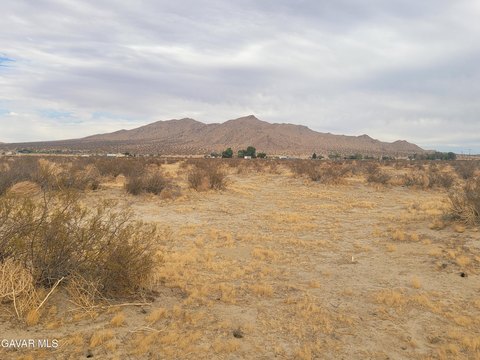 Land in East Lancaster