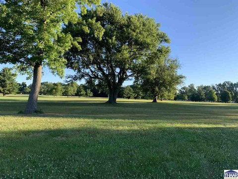 Golf Course Facing Residential Lot