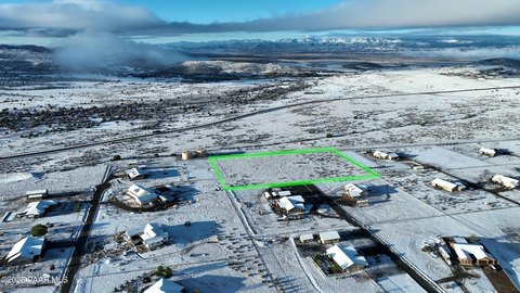 Spacious Land in Legend Hills