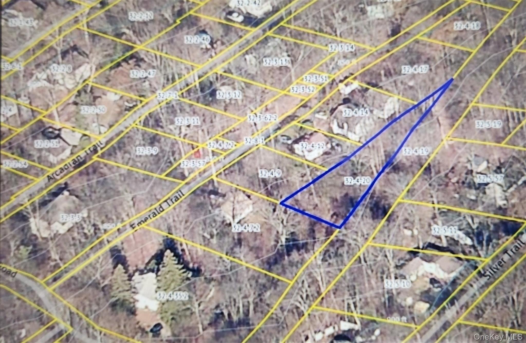 Land in Mountain Lodge Park