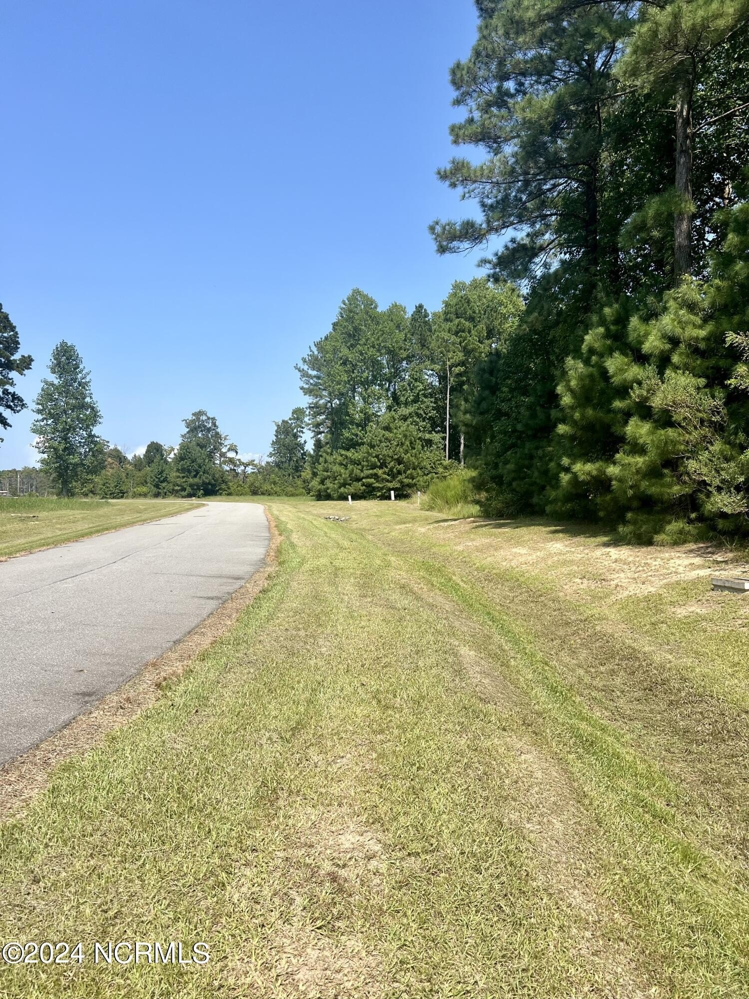 Edenton Acre Lot Near River