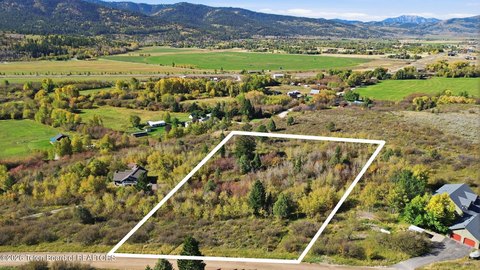 Land, Victor, ID