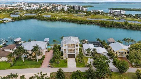 Waterfront Lot in Laguna Shores