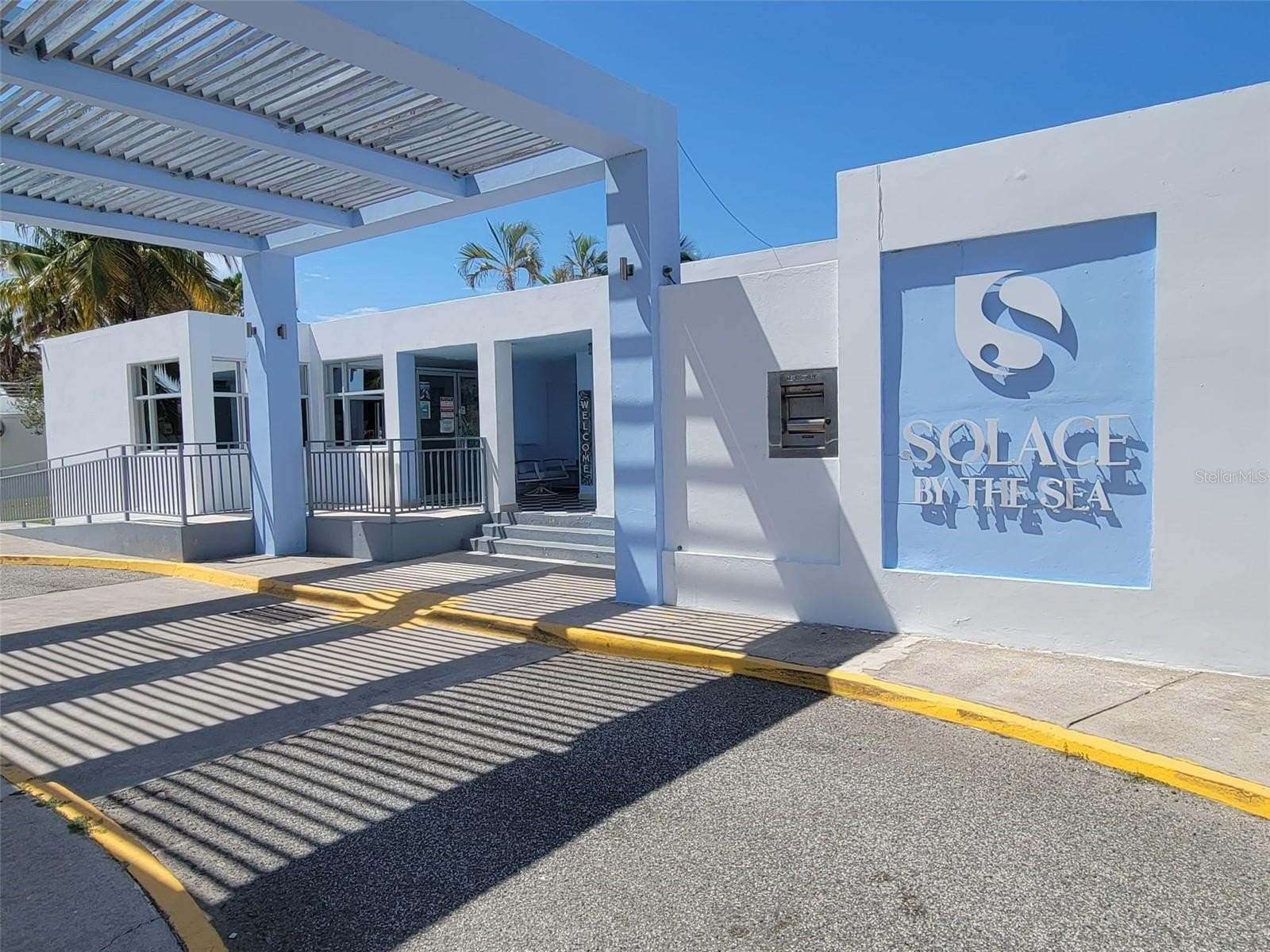 Hotel Retail Space For Rent