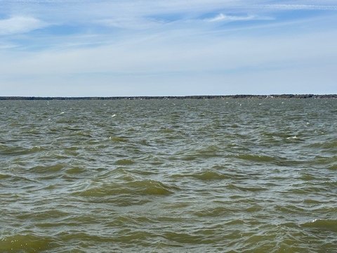 Water View Acre in Streetman