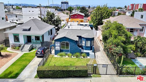 Two-Unit Student Housing Duplex