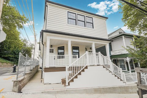 Oversized Staten Island Multi-Family Home