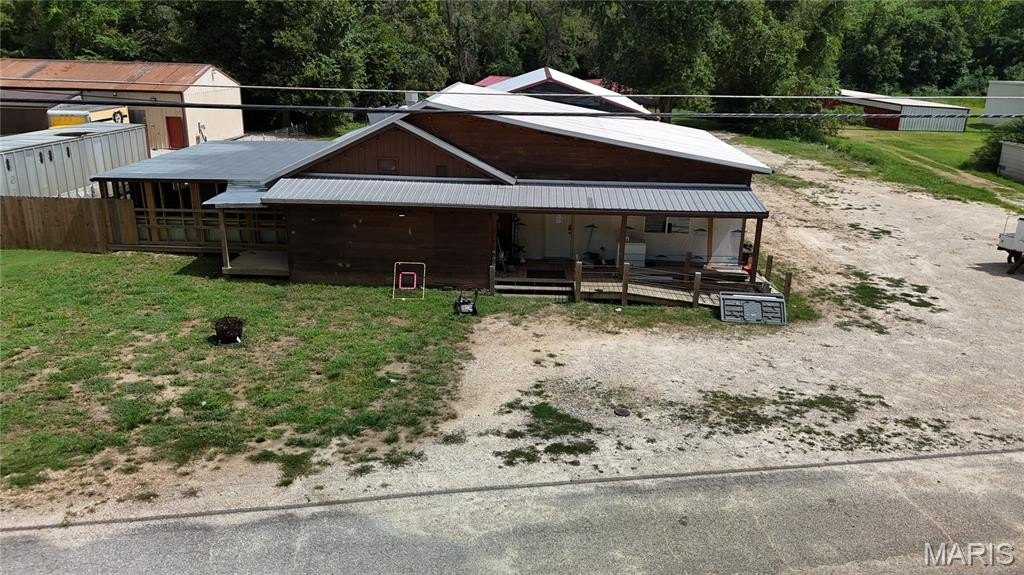 Multi-Unit Property Near Current River