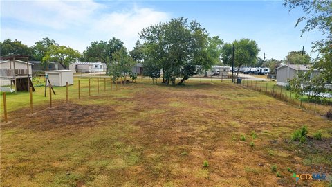 Land, Edna, TX