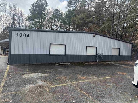 Pine Bluff Commercial Building For Sale