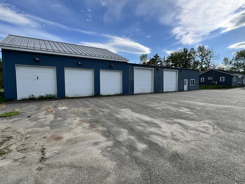 Versatile Commercial Property in Benton