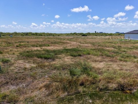 LAND - ROCKPORT, TX