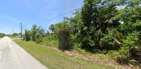 Residential Lot in Bouvardia
