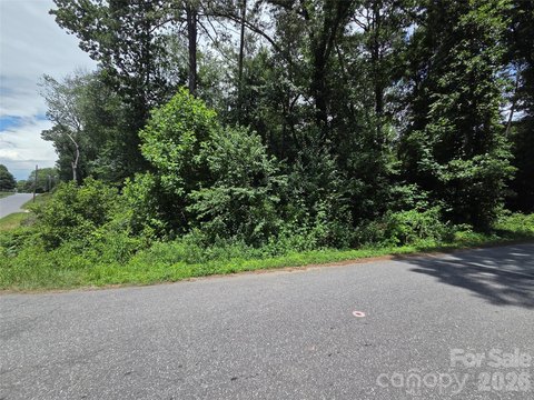 LAND - Lenoir, NC