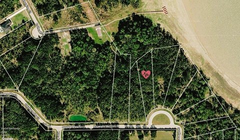 1.17 Acre Lot Near Lake