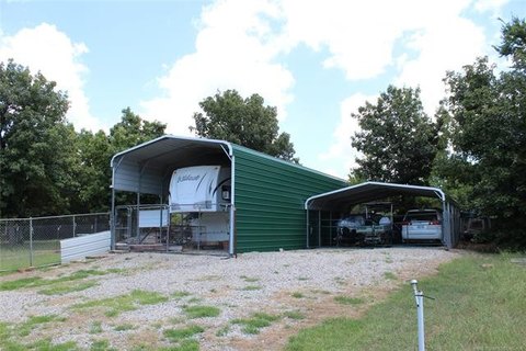 Residential Land in Piney Creek